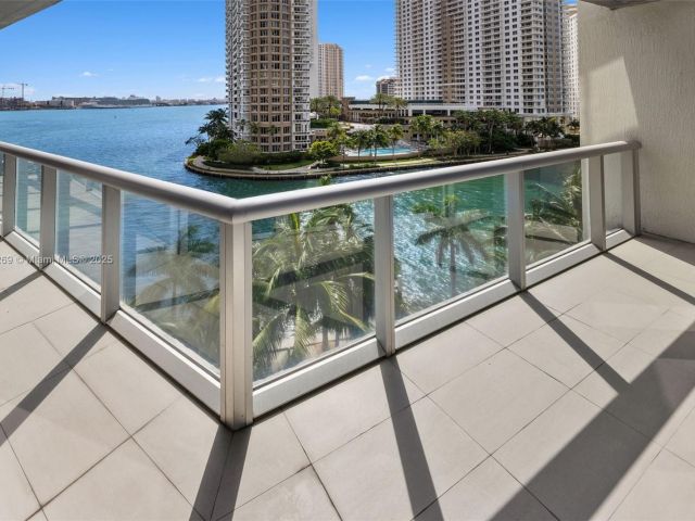 Продажа квартиры #701 - фото 5992782