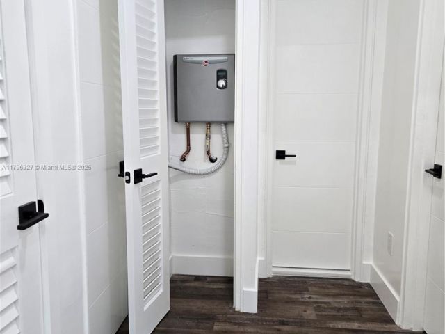 Дом в аренду по адресу 987 NE 145th St - фото 5968628