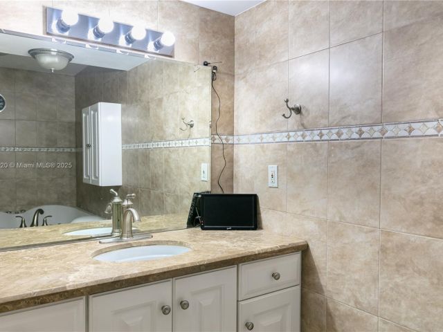 Квартира в аренду номер606 - фото 5962878