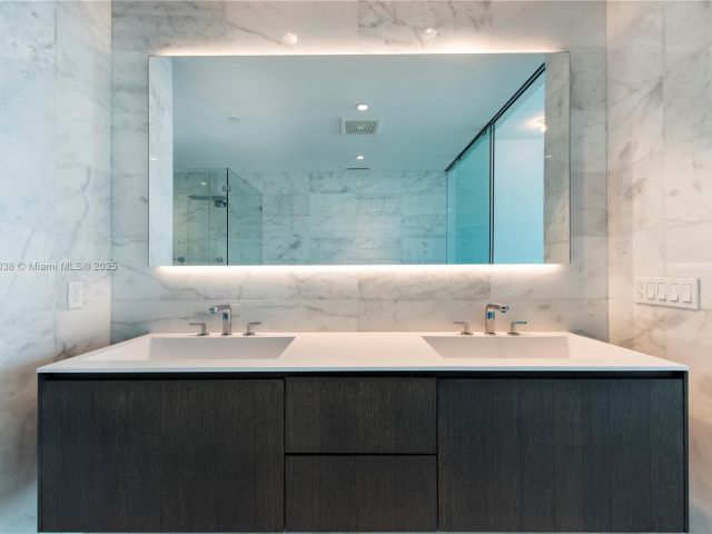 Продажа квартиры #401 - фото 5963942