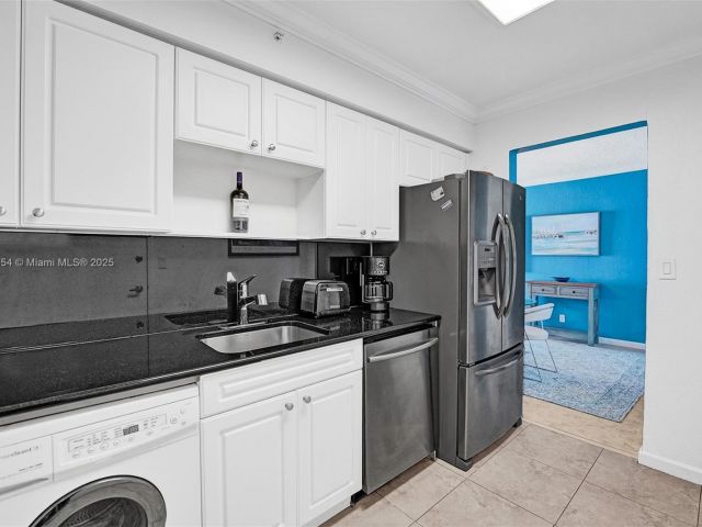 Квартира в аренду номер401 (Ave. March 2026) - фото 6000875