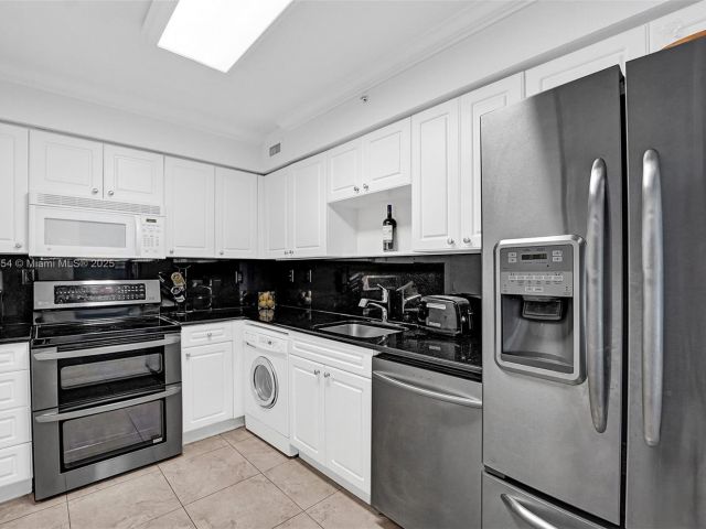 Квартира в аренду номер401 (Ave. March 2026) - фото 6000877