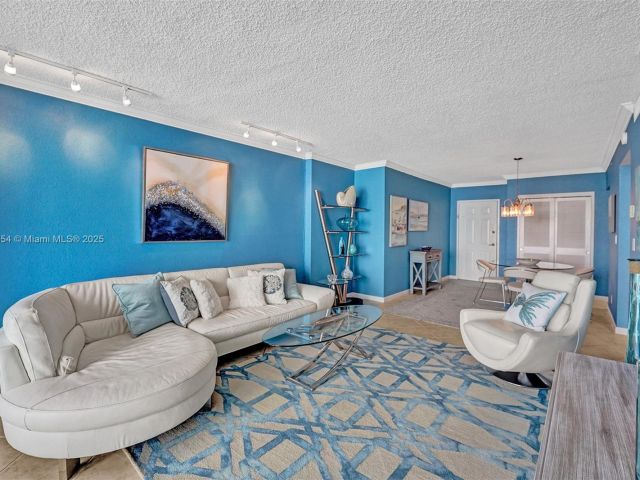 Квартира в аренду номер401 (Ave. March 2026) - фото 6000880