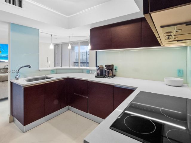 Продажа квартиры #2008 - фото 5992815