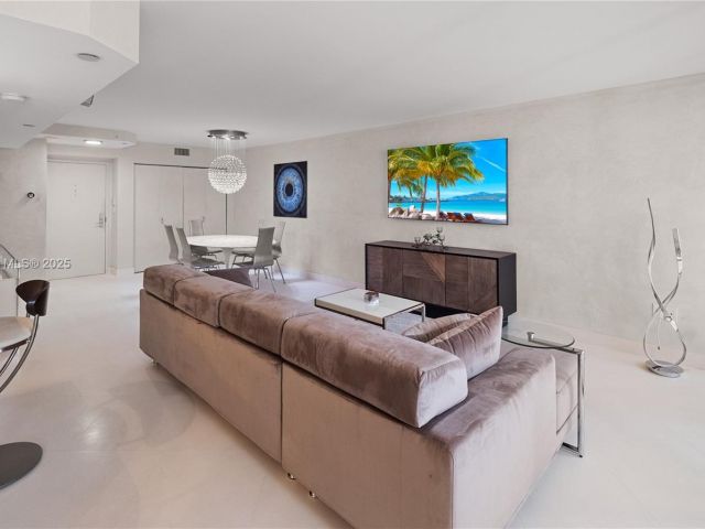 Продажа квартиры #2008 - фото 5992818