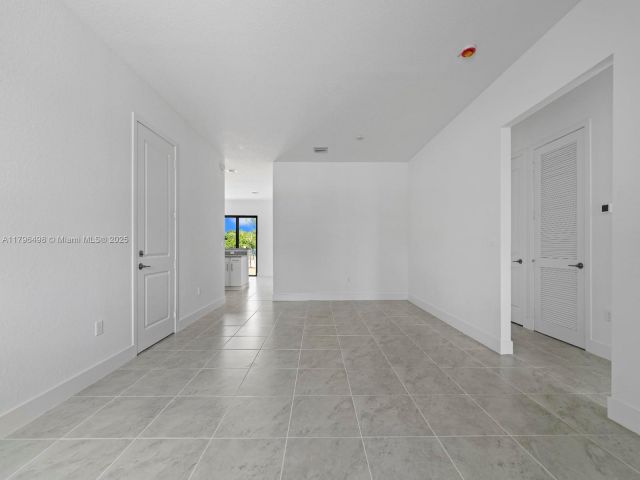 Продажа дома по адресу 18917 SW 316th Ter - фото 5964539