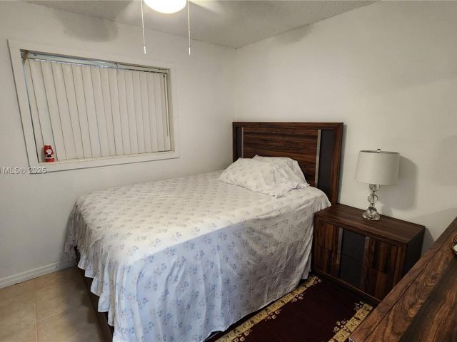 Продажа дома по адресу 6881 Sheridan St - фото 5964736