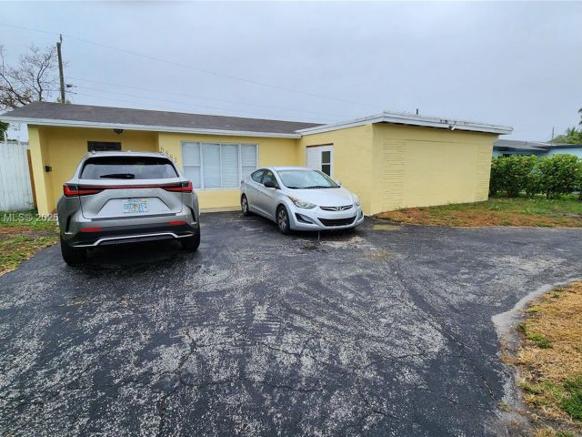 Продажа дома по адресу 6881 Sheridan St - фото 5964751