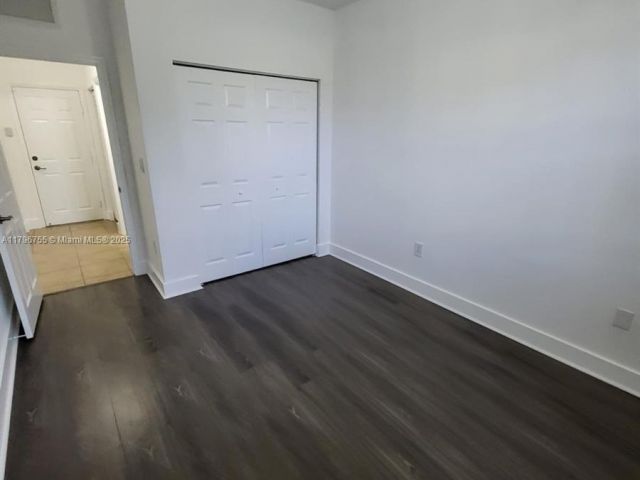 Дом в аренду по адресу 11729 SW 236th St - фото 6001482