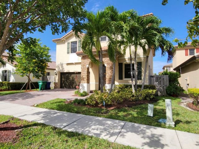 Дом в аренду по адресу 11729 SW 236th St - фото 6001499