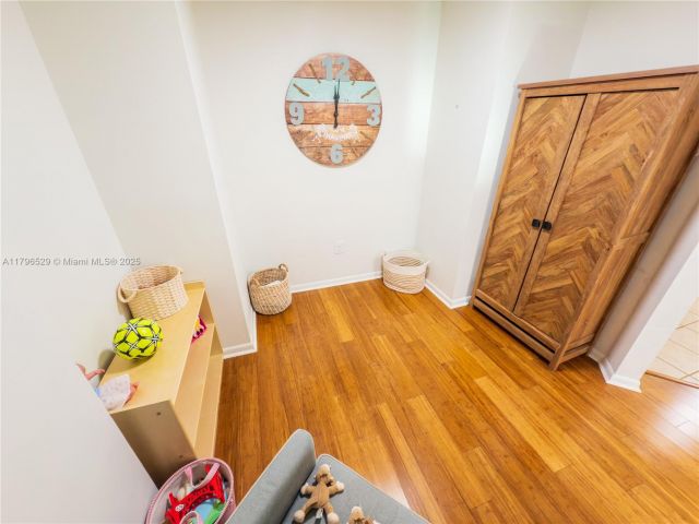 Продажа квартиры #3302 - фото 5965700