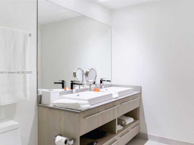 Продажа квартиры #R1606 - фото 5971745