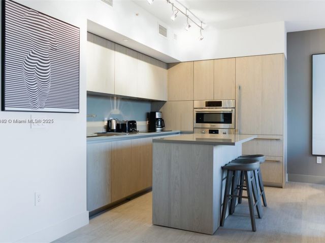 Продажа квартиры #R1606 - фото 5971753