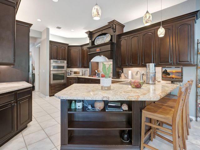 Продажа дома по адресу 21504 Halstead Drive - фото 5995416