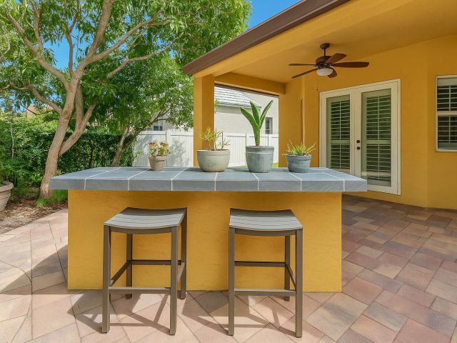 Продажа дома по адресу 21504 Halstead Drive - фото 5995417