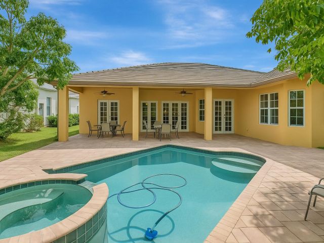 Продажа дома по адресу 21504 Halstead Drive - фото 5995418