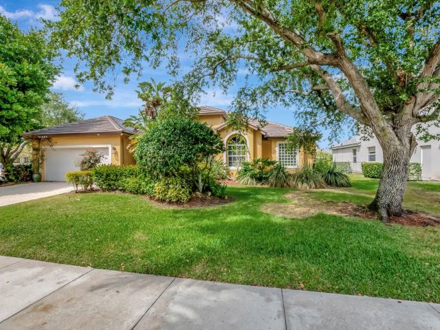 Продажа дома по адресу 21504 Halstead Drive - фото 5995422