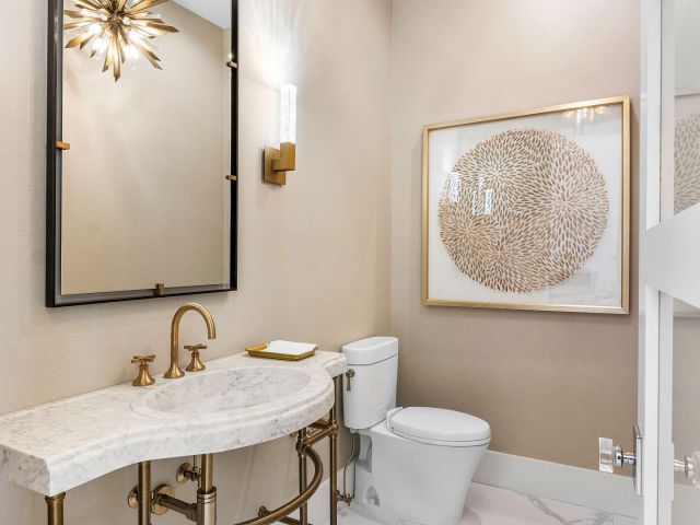 Продажа дома по адресу 1576 Thatch Palm Drive - фото 6226767