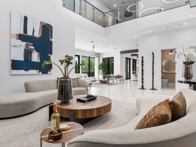 Продажа дома по адресу 1576 Thatch Palm Drive - фото 6226768