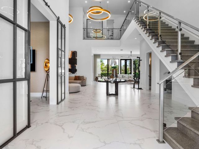 Продажа дома по адресу 1576 Thatch Palm Drive - фото 6226770