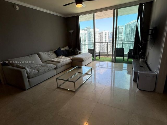 Продажа квартиры #3601 - фото 6869363