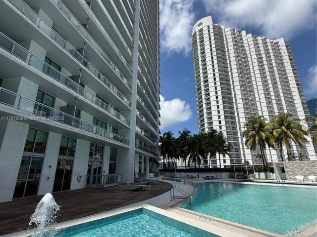 Продажа квартиры #3601 - фото 6869369