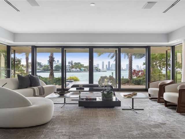 Продажа дома по адресу 250 W San Marino Dr - фото 6009642