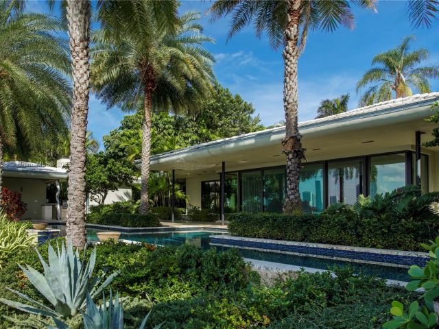 Продажа дома по адресу 250 W San Marino Dr - фото 6009648