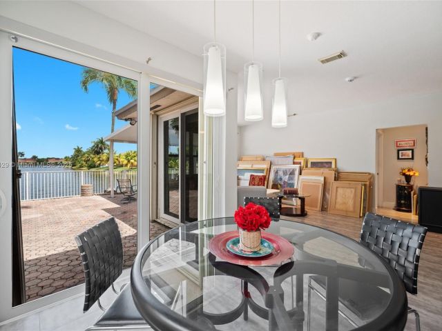 Продажа дома по адресу 7045 SW 161 PL - фото 6285327