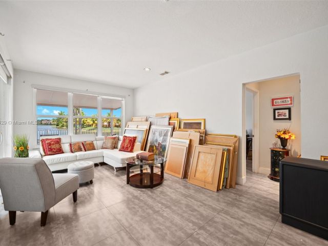 Продажа дома по адресу 7045 SW 161 PL - фото 6285329