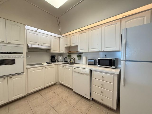 Квартира в аренду номер1214 - фото 5972782