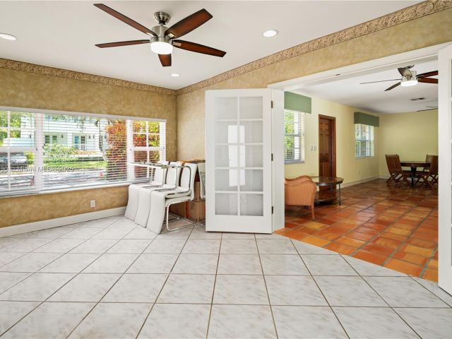 Продажа дома по адресу 310 Woodcrest Rd - фото 5969568