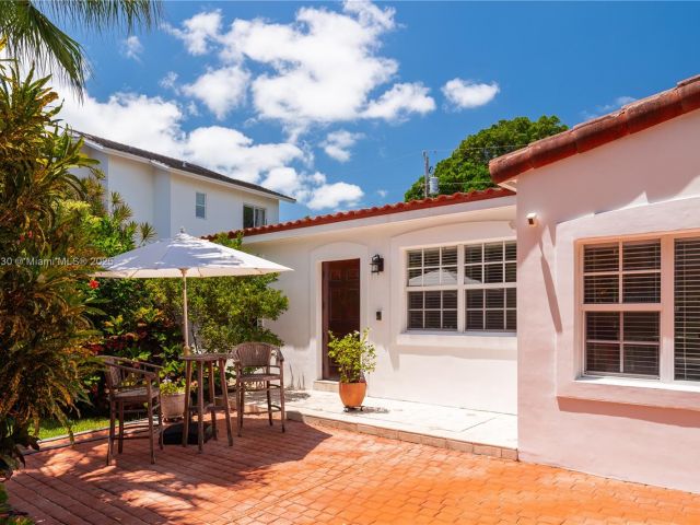 Продажа дома по адресу 310 Woodcrest Rd - фото 5969575