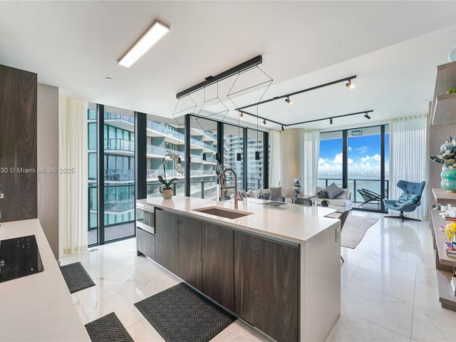 Квартира в аренду номер3407 - фото 5976267