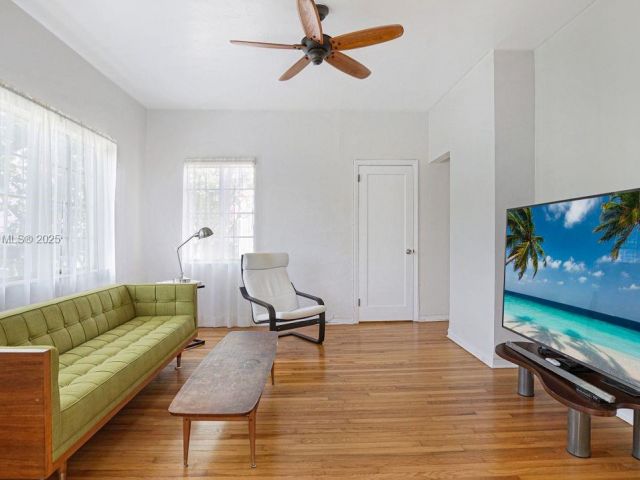 Продажа дома по адресу 1423 Biarritz Dr - фото 6038656