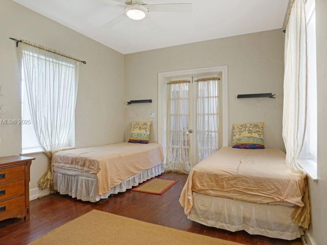 Продажа дома по адресу 1423 Biarritz Dr - фото 6038660