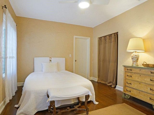 Продажа дома по адресу 1423 Biarritz Dr - фото 6038663