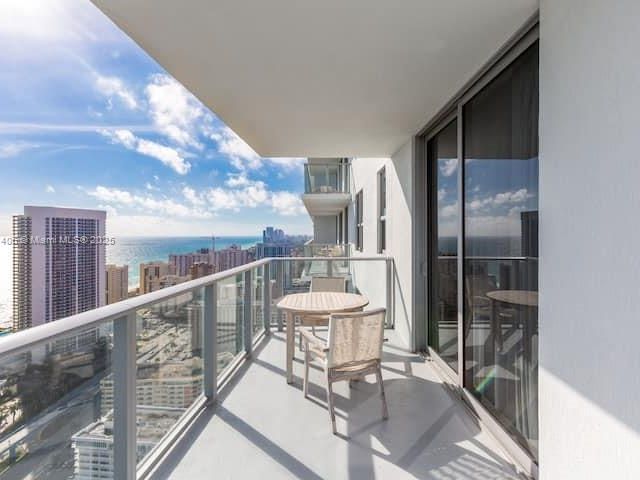 Квартира в аренду номерT3501 - фото 5971771