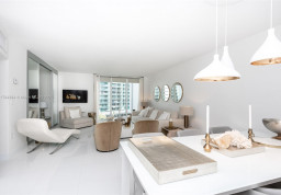 Квартира #706