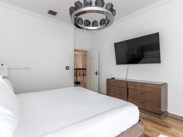 Дом в аренду по адресу 1309 Middle River Dr - фото 6054221