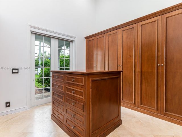 Дом в аренду по адресу 1309 Middle River Dr - фото 6054222