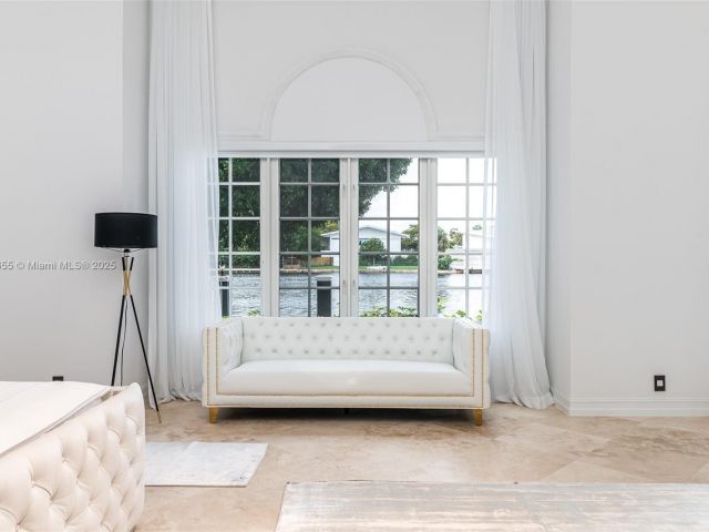 Дом в аренду по адресу 1309 Middle River Dr - фото 6054230