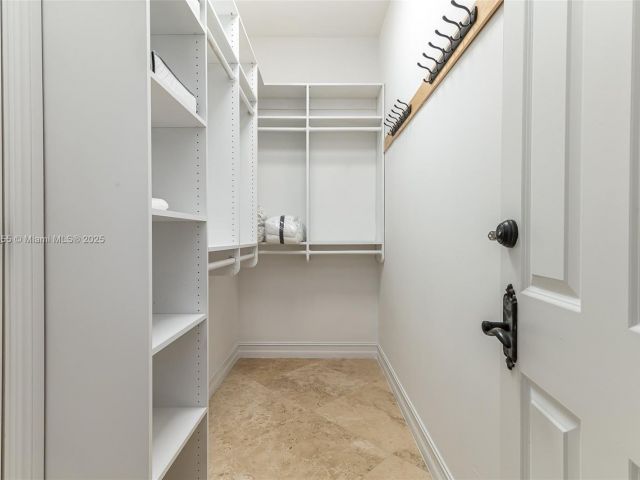 Дом в аренду по адресу 1309 Middle River Dr - фото 6054237