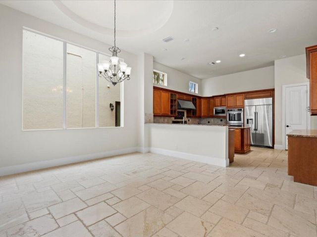 Продажа дома по адресу 17614 Circle Pond Court - фото 6643587