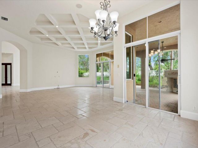 Продажа дома по адресу 17614 Circle Pond Court - фото 6643588