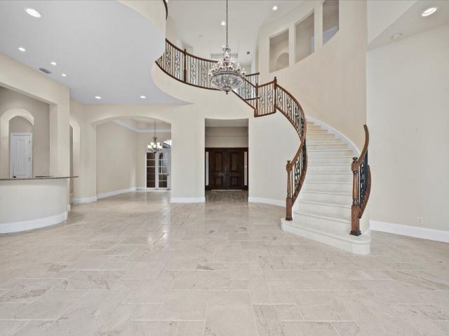 Продажа дома по адресу 17614 Circle Pond Court - фото 6643597