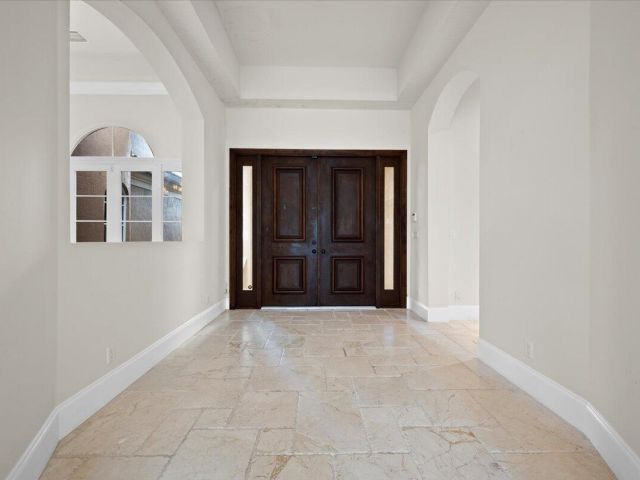 Продажа дома по адресу 17614 Circle Pond Court - фото 6643599