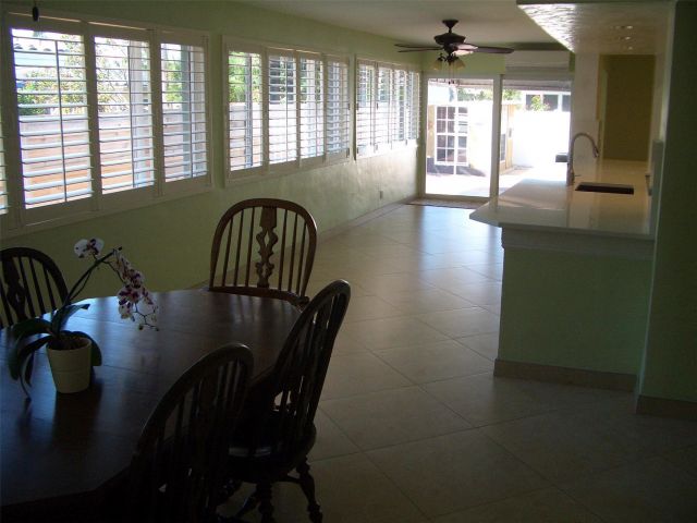 Продажа дома по адресу 2780 SE 5th Ct - фото 5980657