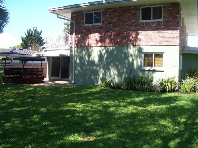 Продажа дома по адресу 2780 SE 5th Ct - фото 5980672