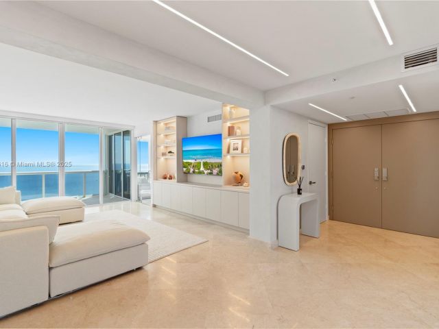 Продажа квартиры #3307 - фото 6027395